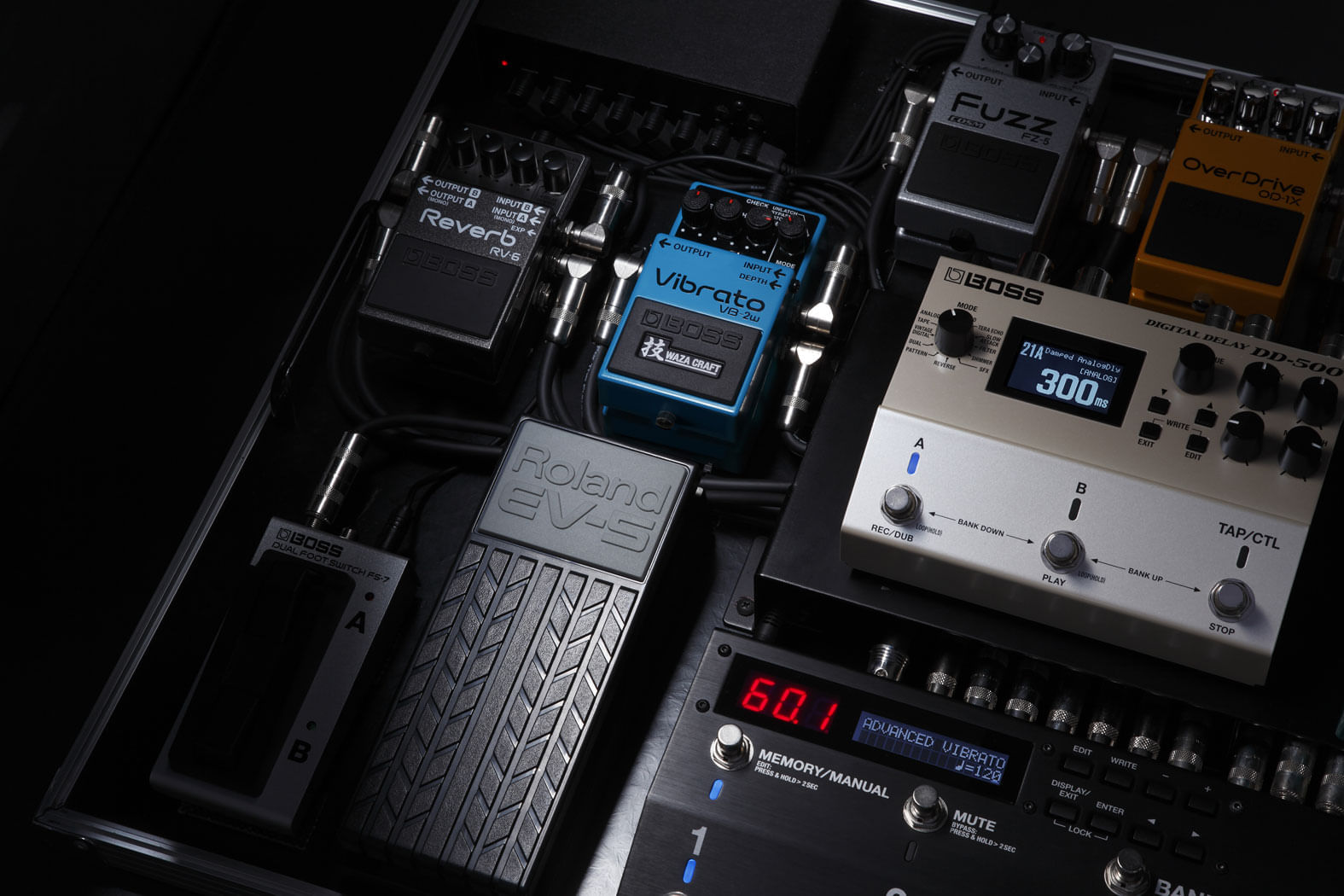 Pedal de Modulação BOSS VB-2W Vibrato Waza Craft | FastStore PDP