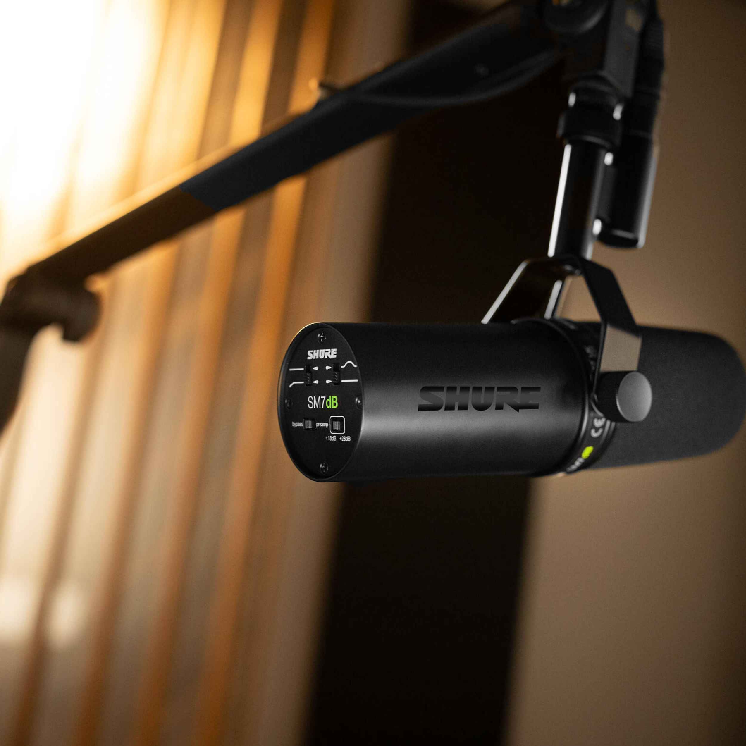 Microfone Vocal Dinâmico SM7dB - Shure | FastStore PDP